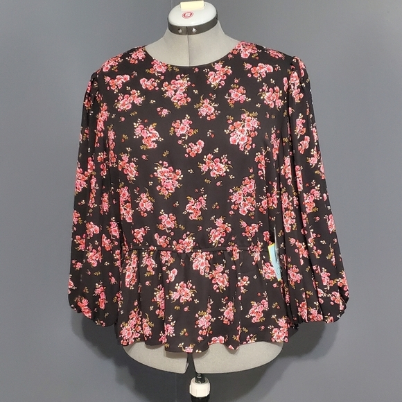 NWT CeCe Blouse Puffy Sleeves Flowy Peplum Black Pink Flowers - Picture 2 of 10
